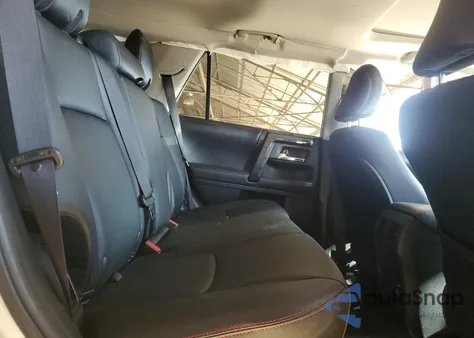 2018 Toyota 4Runner Sr5/Sr5 Premium from USA, damaged, VIN JTEBU5JR3J5546900